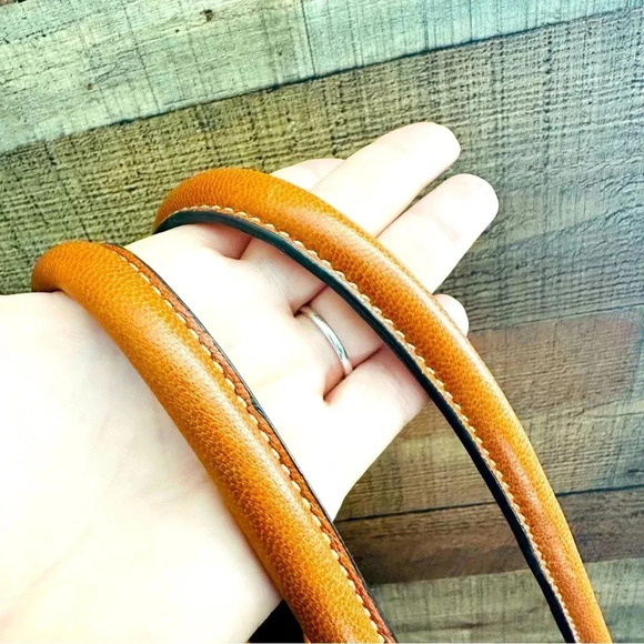 Luana Floral Embroidered Italian Leather Tote - Picture 10 of 13